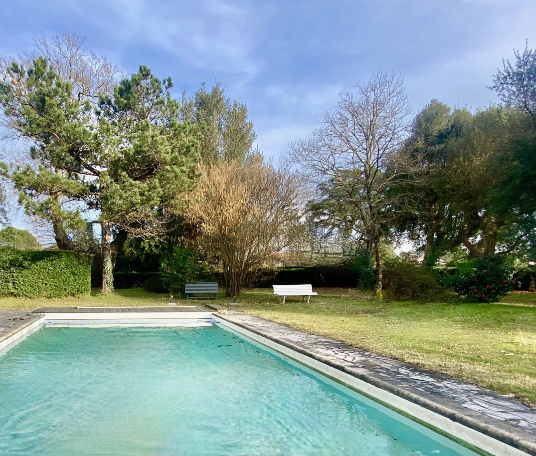 &ldquo;Airial Yachats&rdquo; For Sale at the heart of the Seignosse village, 5mn from the Hossegor &amp; Seignosse beaches and golf courses; authentic &ldquo;Airial Landais&rdquo; comprising of three separate buildings, set on 3000 sq. m. of beautiful wooded land with swimming pool&hellip; &pound; 1,050,000
