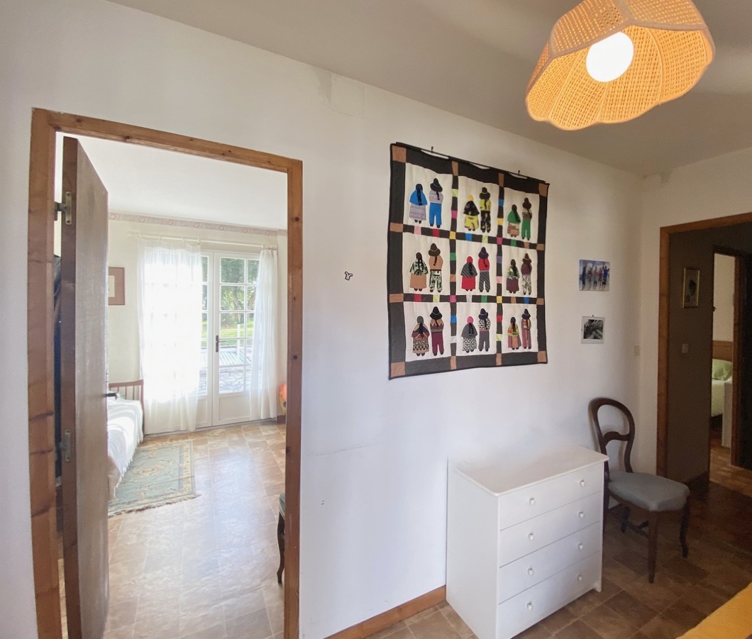 &ldquo;Airial Yachats&rdquo; For Sale at the heart of the Seignosse village, 5mn from the Hossegor &amp; Seignosse beaches and golf courses; authentic &ldquo;Airial Landais&rdquo; comprising of three separate buildings, set on 3000 sq. m. of beautiful wooded land with swimming pool&hellip; &pound; 1,050,000