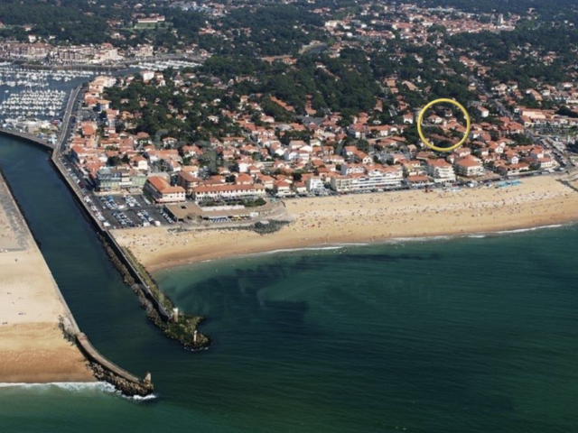 SOLD BY OUR TEAM - "Bella Vista 360 " Exclusive Sales Mandate, Capbreton Beaches &amp; Shops by foot, artist's loft set on 5 levels with breathtaking ocean, mountain and forest views, absolutely unique!...&nbsp;