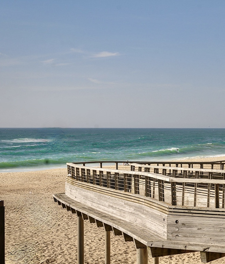 &ldquo;Rocking Horse Beach House&rdquo; For Sale Hossegor Plage Sud, ocean / lake / center by foot, newly remodeled family home comprising of two separate apartments, sought after location&hellip;&pound; 1,170,000