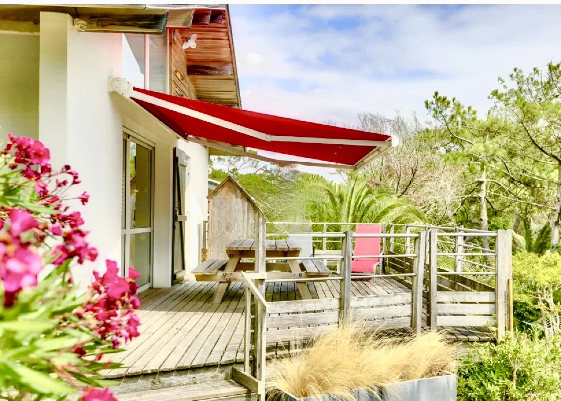 &ldquo;Rocking Horse Beach House&rdquo; For Sale Hossegor Plage Sud, ocean / lake / center by foot, newly remodeled family home comprising of two separate apartments, sought after location&hellip;&pound; 1,170,000