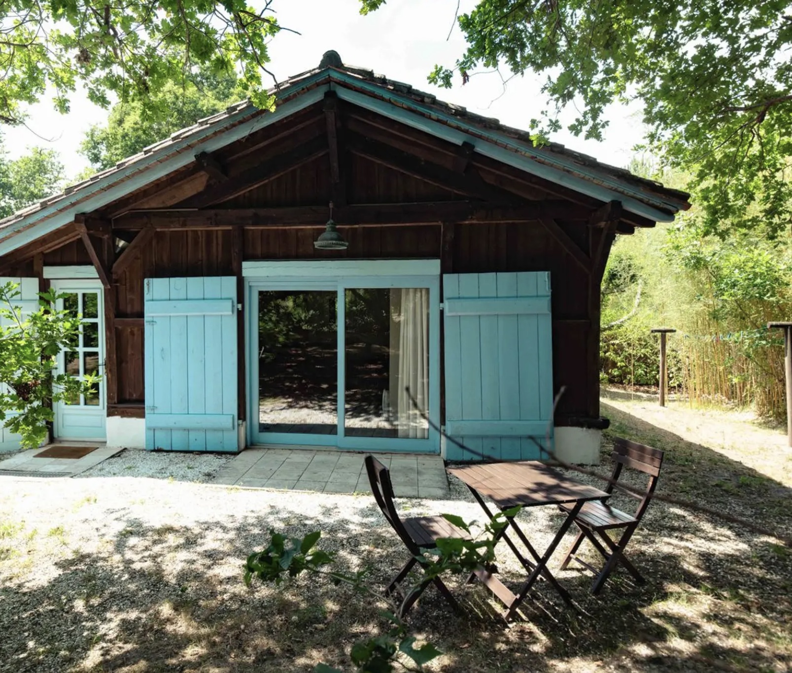 "Airial San Miguel" For Sale Sole Agent Saint Michel d'Escalus - 12km from beaches &amp; 15km from golf course, superb renovated farmhouse / character property on 8500 sq. m. of land comprising of original landaise farm house, sheepfold, artist workshop &amp; outbuildings; rare opportunity to live in a small village with preserved local traditions ; ideal for bed &amp; breakfast. Quiet &amp; peaceful ... &pound;821,000.