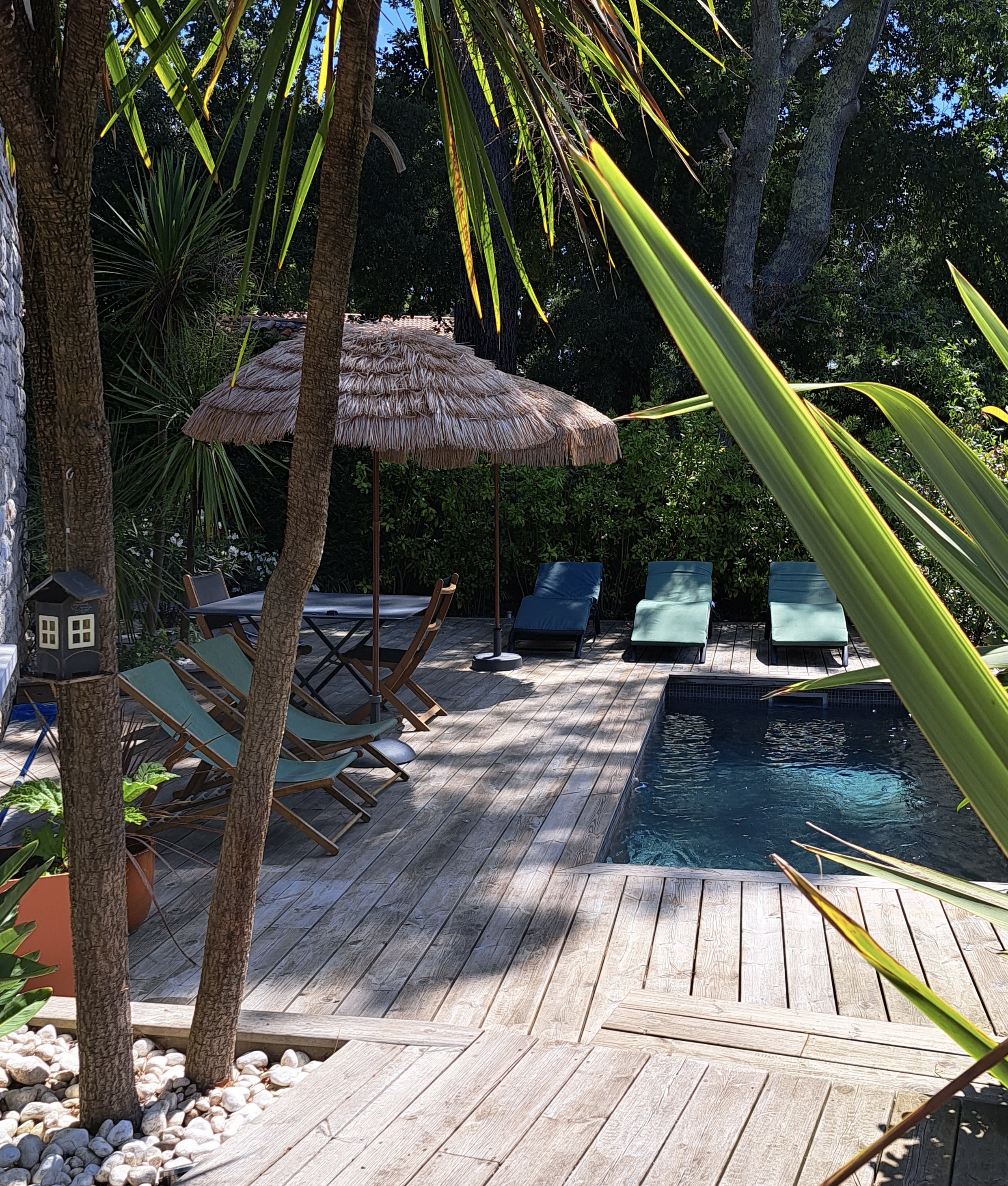 "River Ridge Golf Mansion" For Sale Hossegor Golf / Superb Views, wonderful hossegor-style landaise villa extending to circa 240 sq. m., 5 bed / 4 bath, garage &amp; outbuildings, on wooded and landscaped garden complete with terraces and decks... &pound; 2,638,000&nbsp;