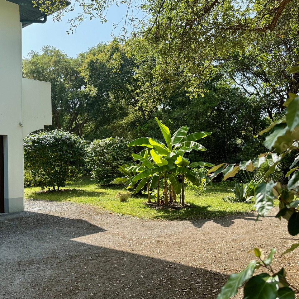 &ldquo;West Riviera Beach Estate&rdquo; For Sale&nbsp; Hossegor Between Lake &amp; Ocean, incredibly quiet, superb 7 bed / 3 bath villa &nbsp;on 3000 sq. m. of garden&hellip; &pound; 2,590,000.&nbsp;
