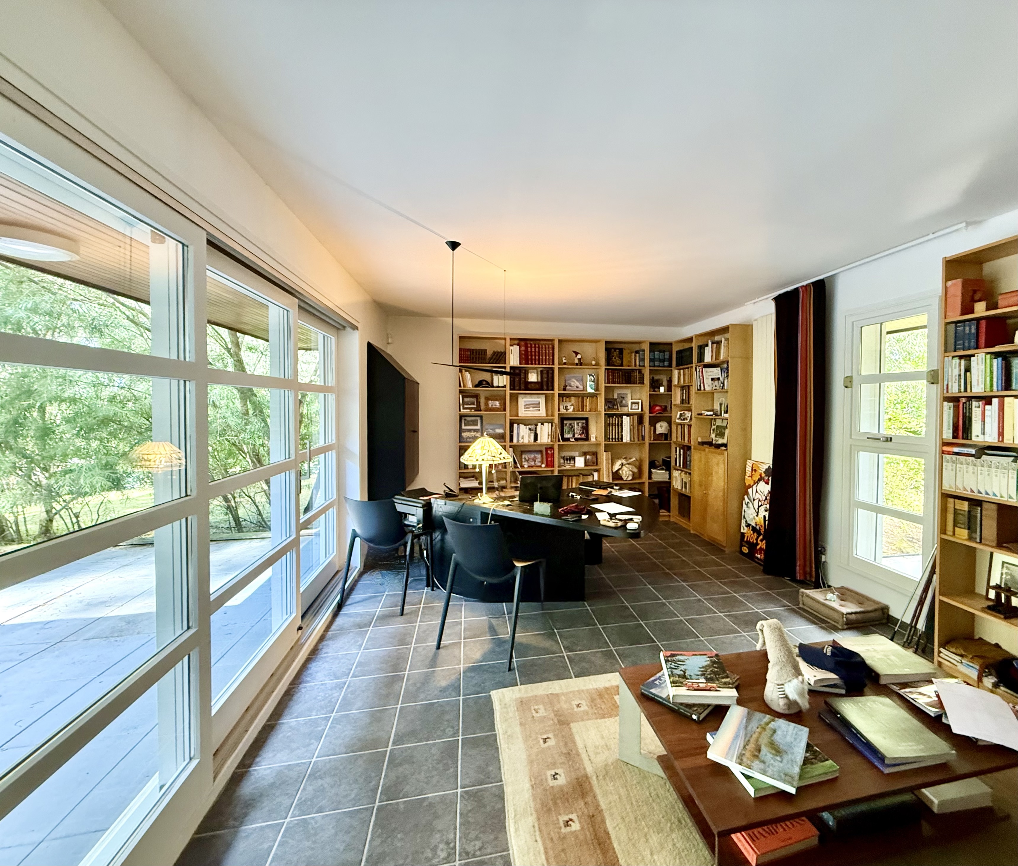 &ldquo;Carmel by the Sea Modern Estate&rdquo; For Sale Hossegor, in a quiet and residential area only 1km away from shops and amenities, elegant single-level 4 bed / 3 bath villa boasting contemporary &amp; timeless style&hellip; &pound; 1,527,000