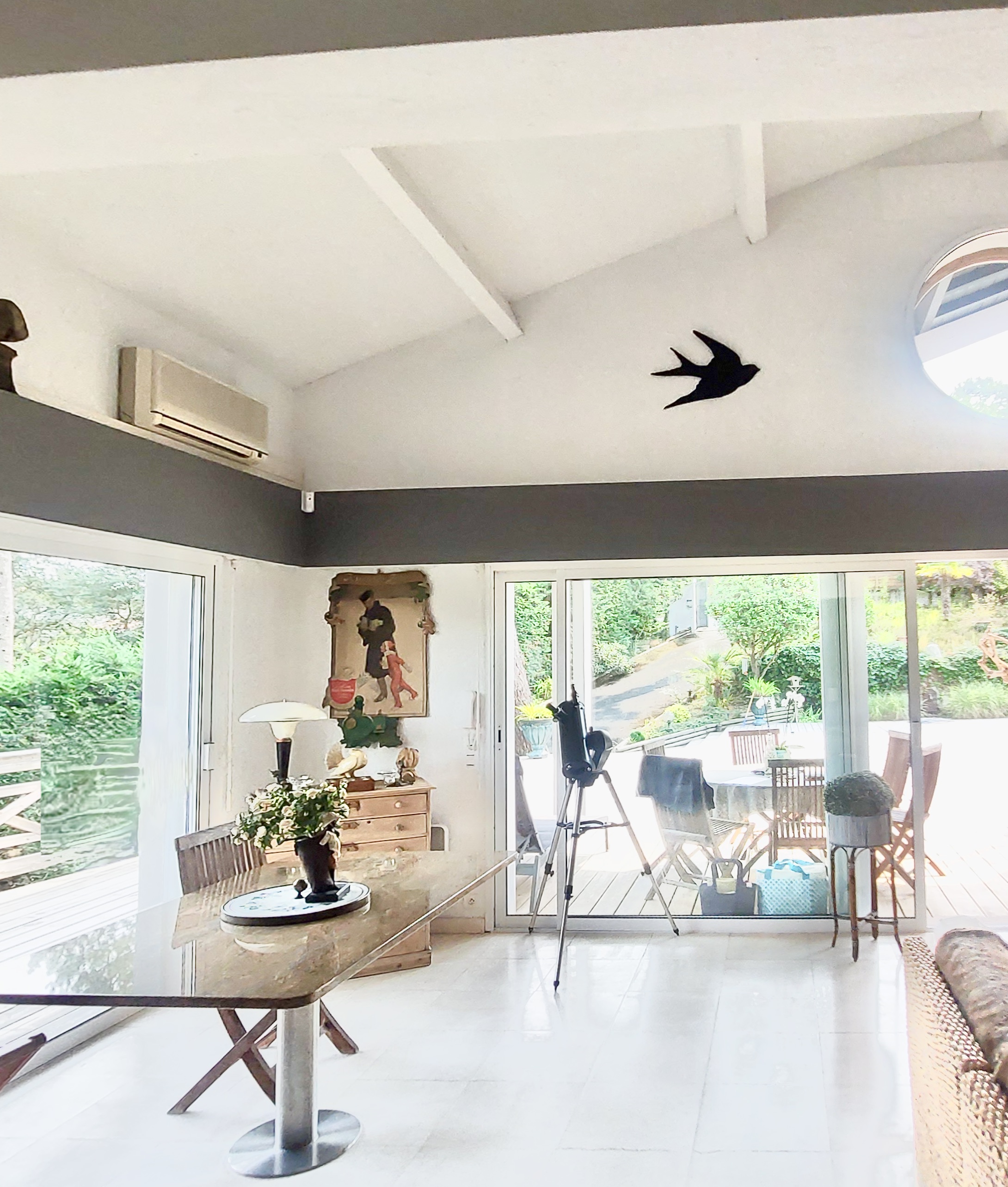 &ldquo;Santa Rosa Hills Estate&rdquo; For Sale Hossegor, residential &amp; quiet location, superb 4 bed / 3 bath contemporary villa with swimming pool set on 1500 sq. m. of hilly wooded land&hellip; &pound; 1,135,000