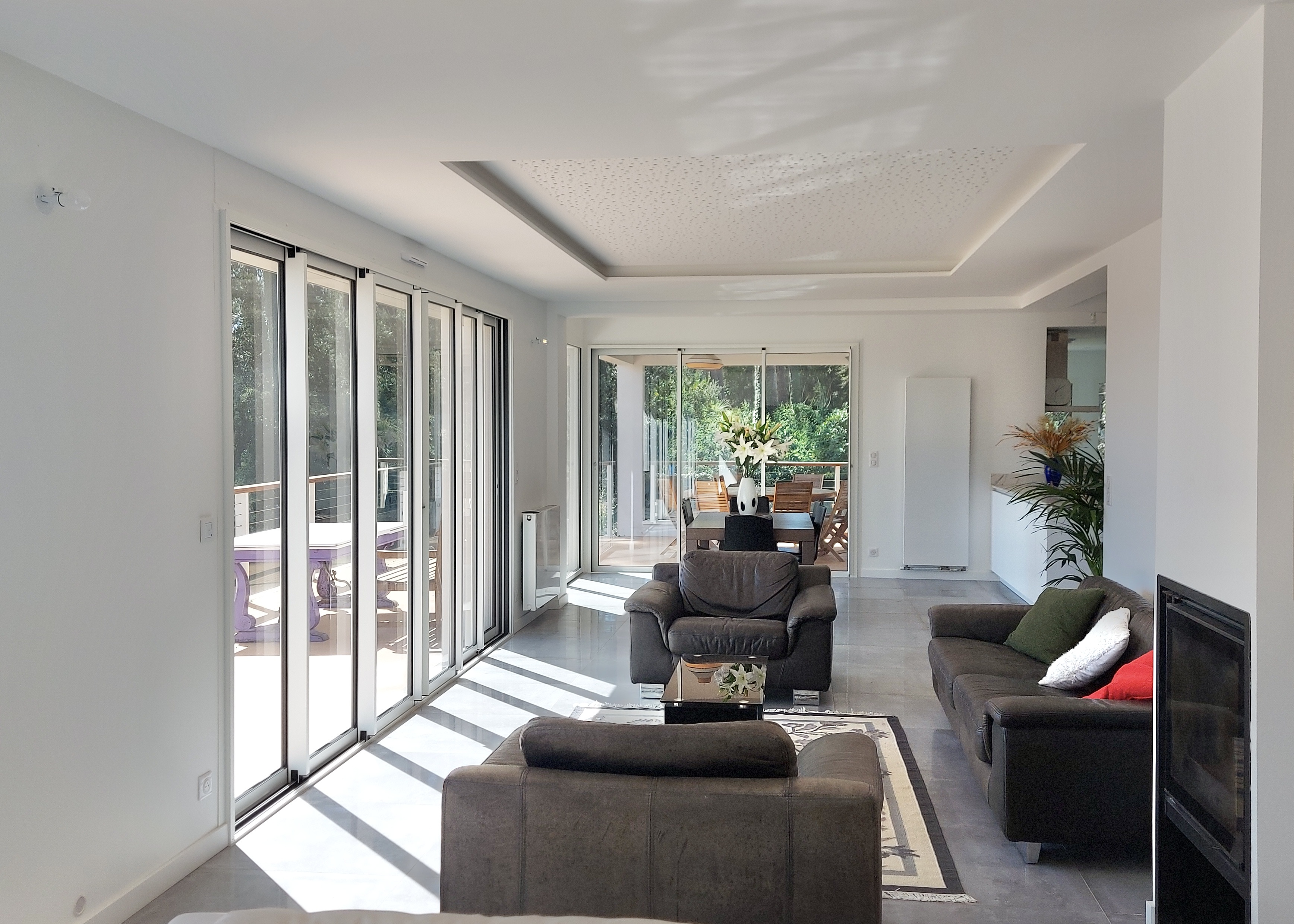 &ldquo;GoodYear Lodge&rdquo; For Sale 4km Hossegor, golf &amp; beaches by bicycle, unique and original property comprising of 3 newly refurbished villas on 3500 sq. m. of land with heated swimming pool - absolute must see!&hellip; &pound; 2,750000