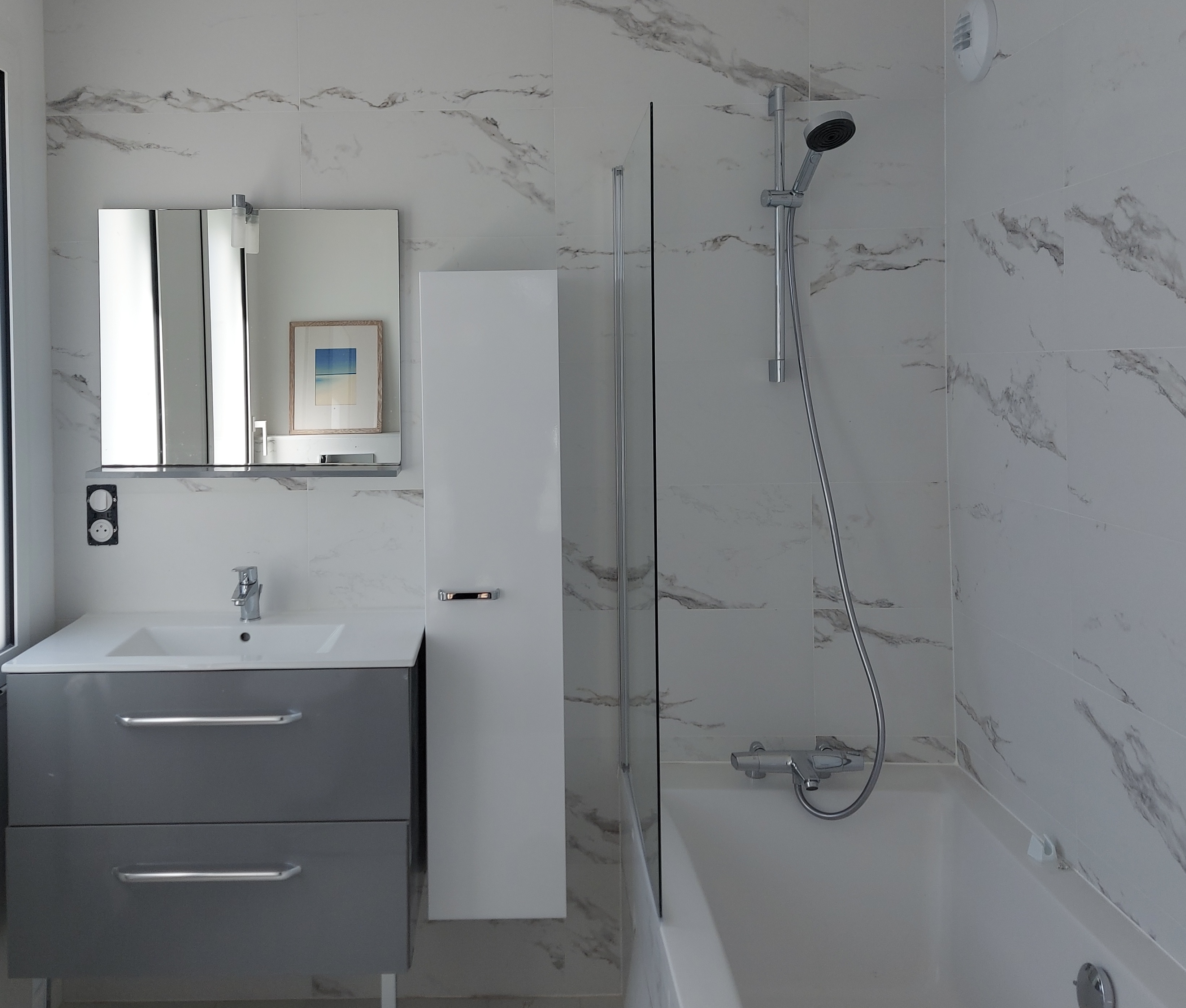 &ldquo;GoodYear Lodge&rdquo; For Sale 4km Hossegor, golf &amp; beaches by bicycle, unique and original property comprising of 3 newly refurbished villas on 3500 sq. m. of land with heated swimming pool - absolute must see!&hellip; &pound; 2,750000