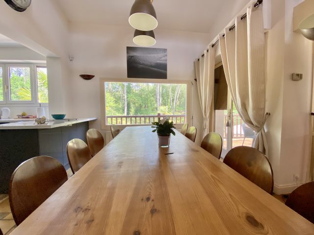 "Sand Harbor Beach Estate" For Sale Seignosse, Beaches by Foot / 5mn drive to Golf Course, in quiet &amp; peaceful surroundings, comfortable 6 bed / 6 bath villa on 1950 sq. m. of land with heated swimming pool amidst the pine forest... &pound;1,225,000