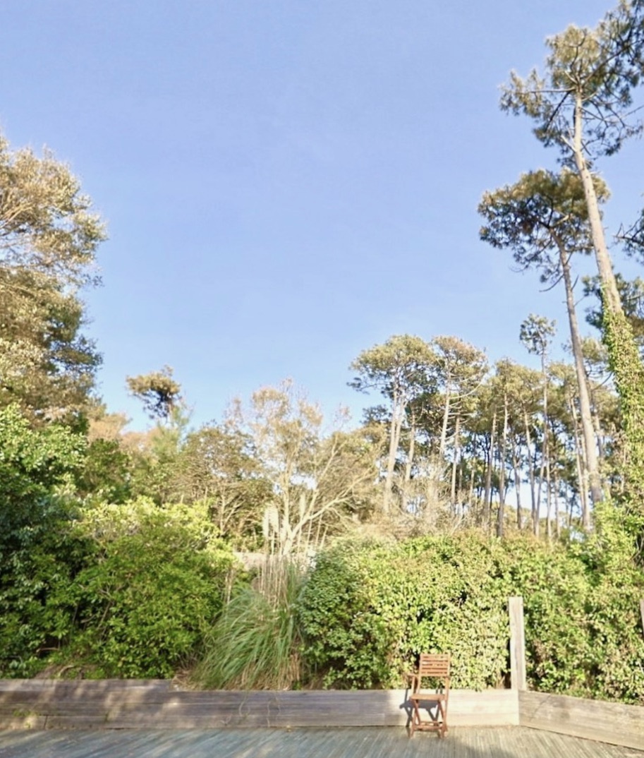 &ldquo;Wood Creek Beach House&rdquo; For Sale Seignosse Ocean by the beach, quiet location, 8 bed / 4 bath villa on 1000 sq. m. of wooded land with swimming pool; excellent rental potential if desired&hellip; &pound; 1,115,000.&nbsp;