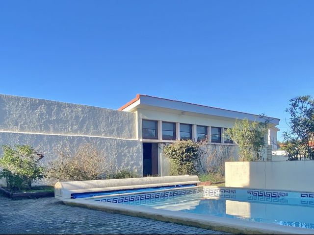 "Bota Ingurian Etxea" For Sale Hossegor La Sud / Port / Center; come discover this unique family home. Revive the villa's "Mid-Century Modern" architectural inspiration... &pound;1,500,000