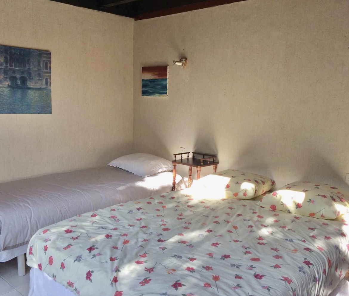 &nbsp;Just Sold,by our Team-&nbsp; "Gaviota Beach House", Exclusive Sales Mandate Hossegor Between Lake &amp; Ocean, comfortable 4/5 bed family home on 1650 sq. m. of wooded land. Quiet architect-designed retreat, original &amp; intimist.