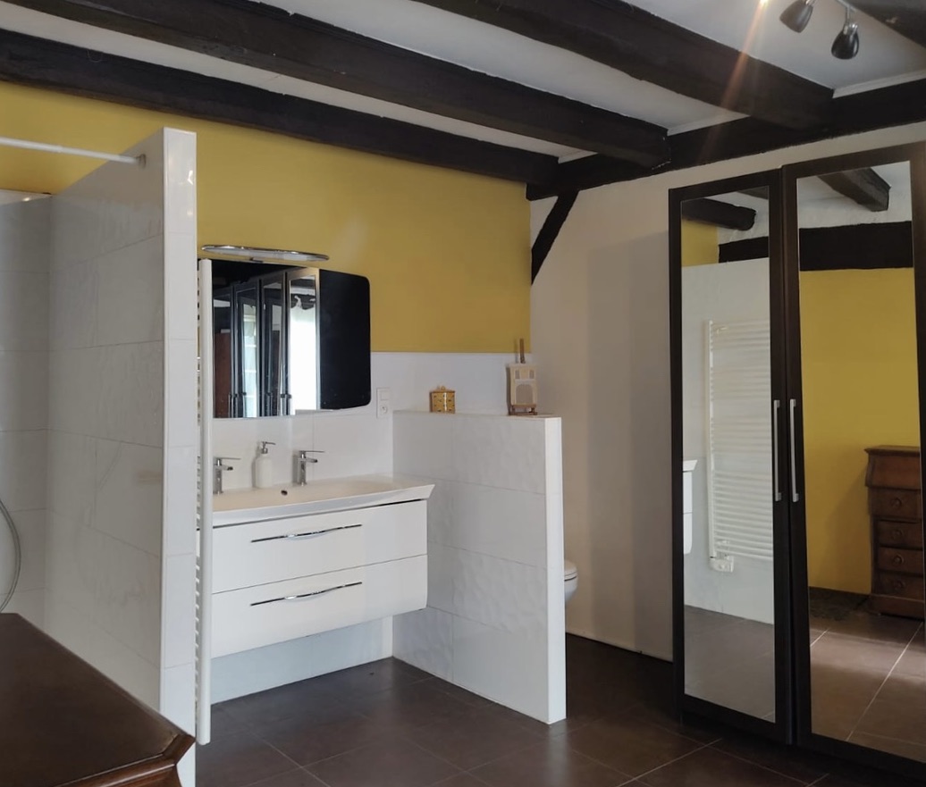 "Airial San Miguel" For Sale Sole Agent Saint Michel d'Escalus - 12km from beaches &amp; 15km from golf course, superb renovated farmhouse / character property on 8500 sq. m. of land comprising of original landaise farm house, sheepfold, artist workshop &amp; outbuildings; rare opportunity to live in a small village with preserved local traditions ; ideal for bed &amp; breakfast. Quiet &amp; peaceful ... &pound;821,000.